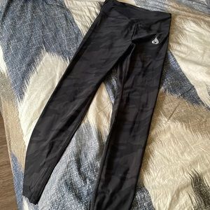 Ryderwear camo leggings